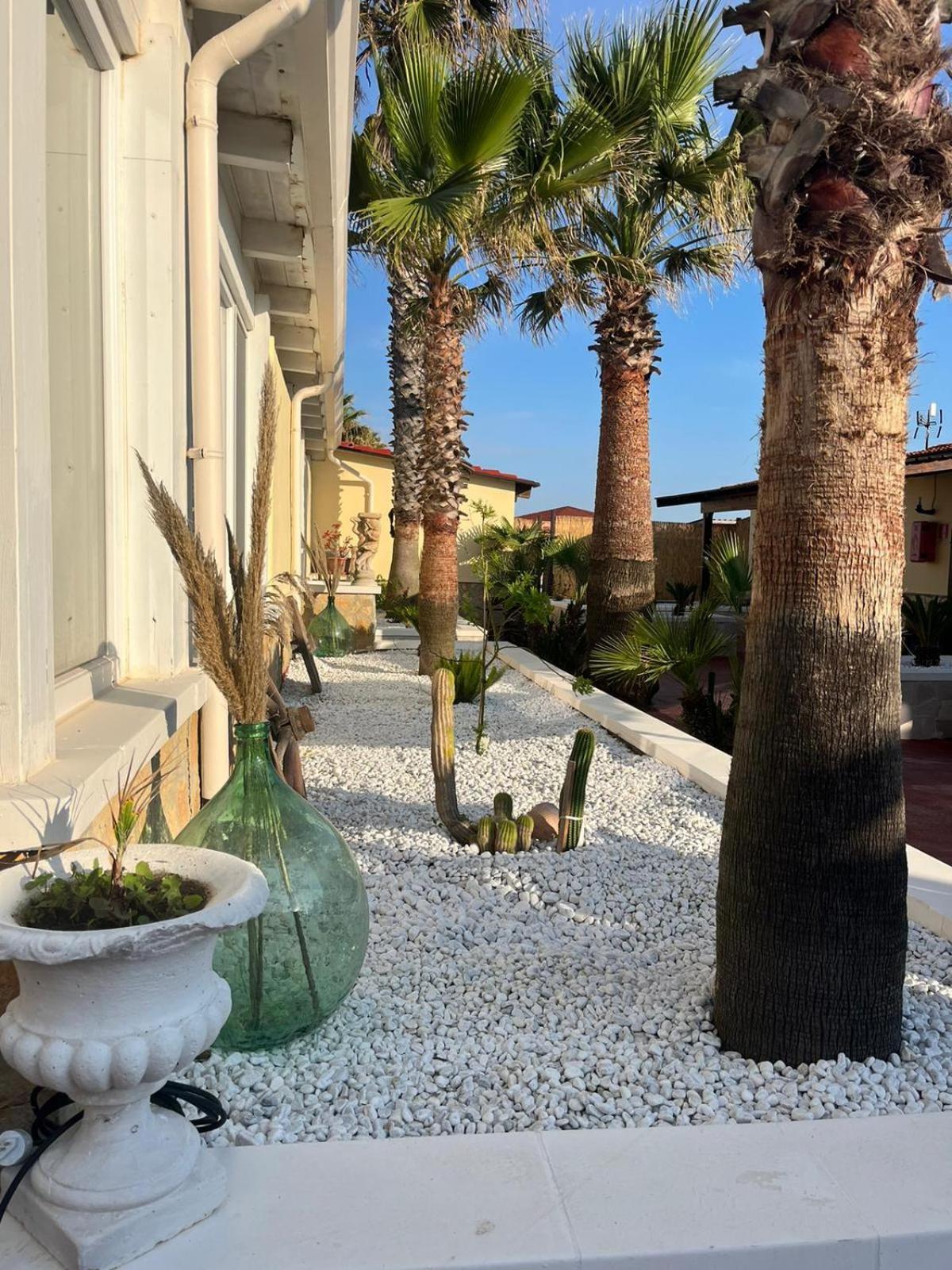 Villaggio Turistico La Baia Degli Angeli Маргерита-ди-Савойя Экстерьер фото
